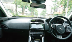 Jaguar XE Rスポーツ